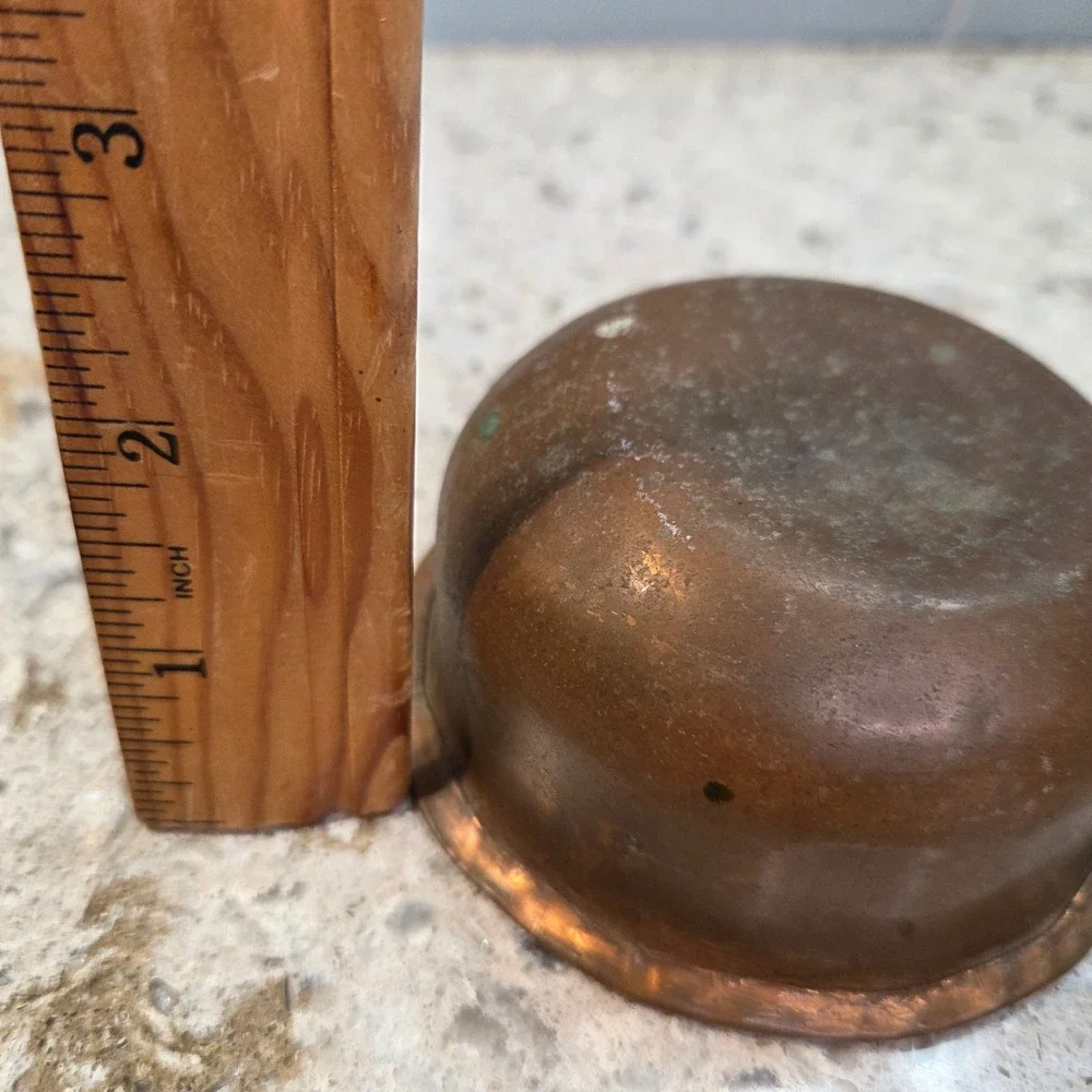 Unbranded antique copper